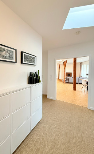 Attic Flat 3 bedroom, balcony 5 mins to KaDeWe