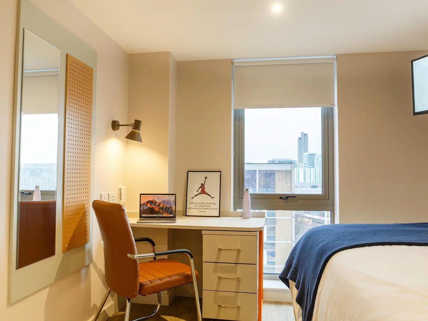 8 Bed En-Suite - 3