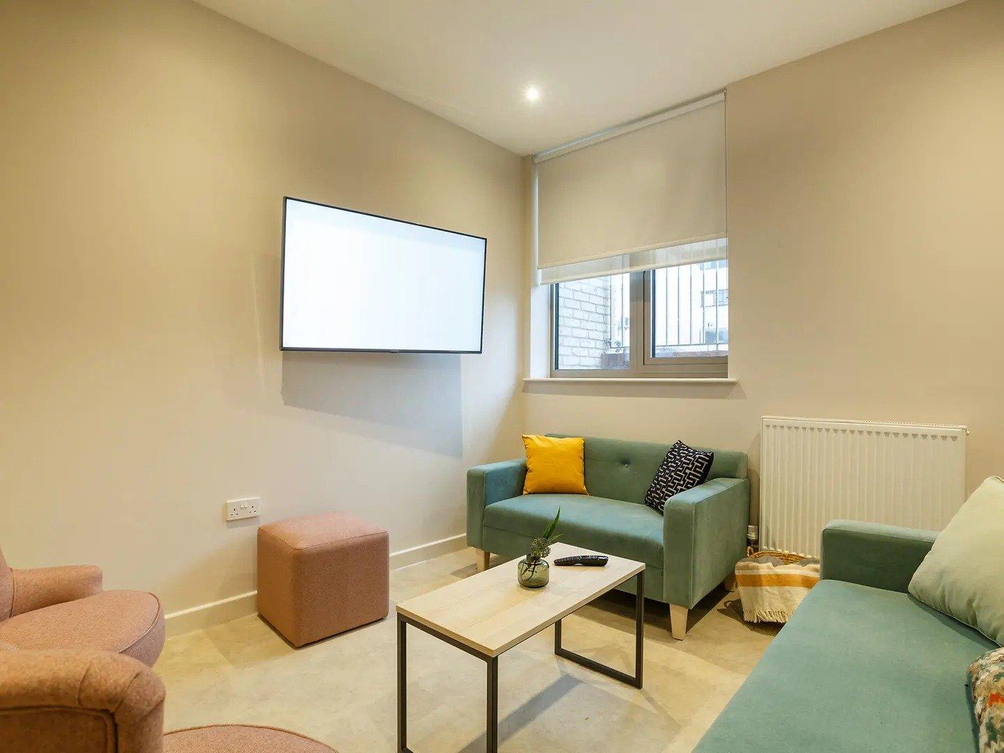 7 Bed En-Suite - 8