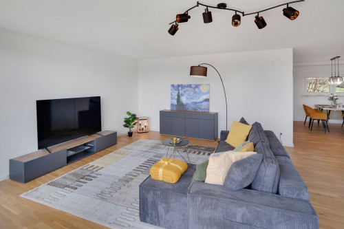 Newly Renovated, Fully Furnished 2BR with Balcony & Parking – Near US Base - Gallery - 16