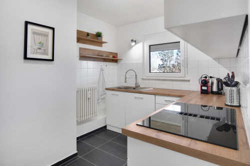 Newly Renovated, Fully Furnished 2BR with Balcony & Parking – Near US Base - Gallery - 6