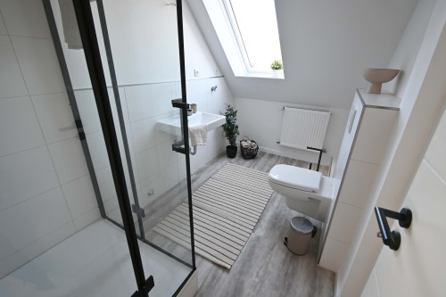 AUSBLICK ++ Elegant möbliert & komplett ausgestattet ++ Business- od. Ferien-Appartment ++