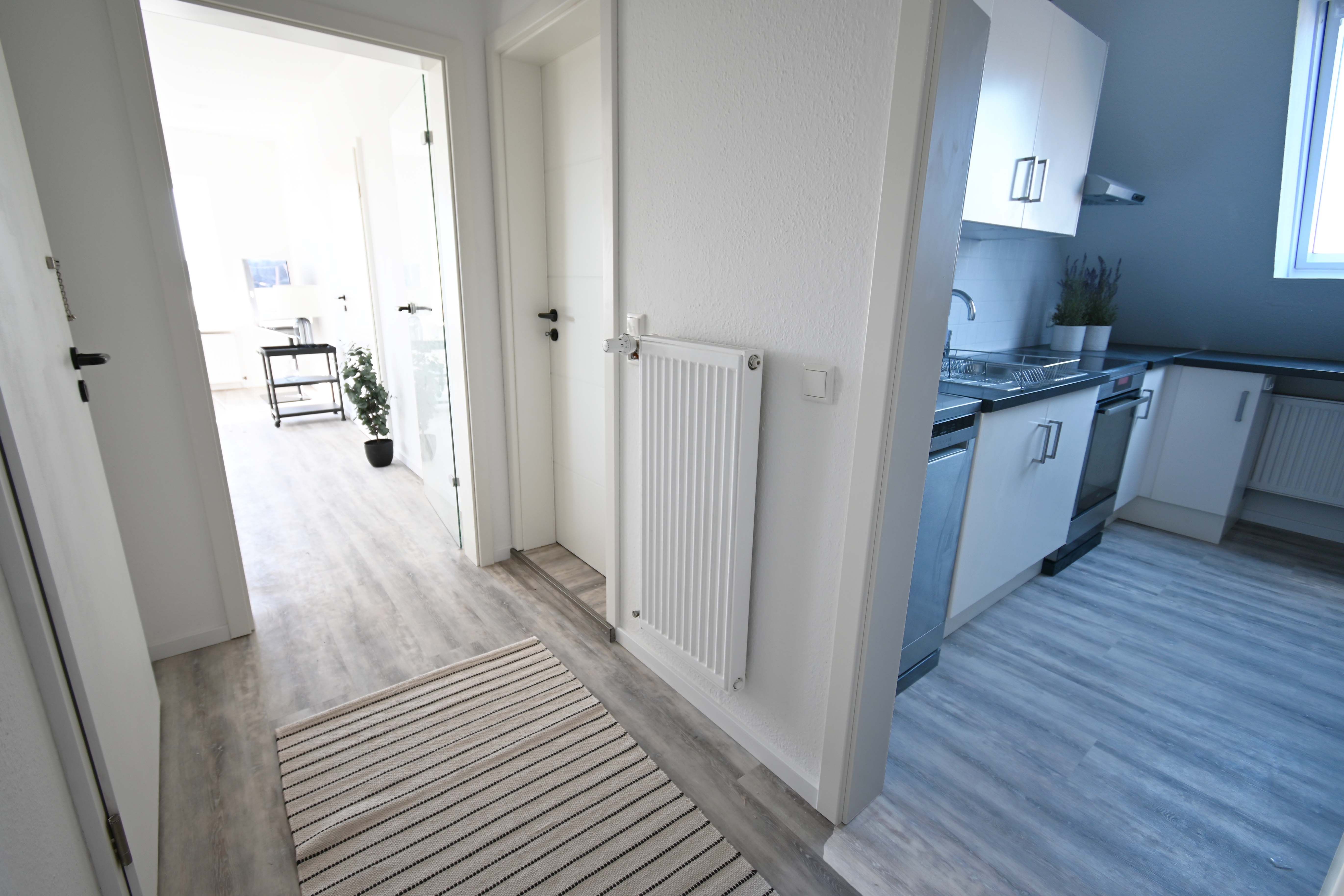  AUSBLICK ++ Elegant Möbliert & Komplett Ausgestattet ++ Business- Od. Ferien-Appartment ++  -  AUSBLICK ++ Elegant möbliert & komplett ausgestattet ++ Business- od. Ferien-Appartment ++  - Gallery -  7