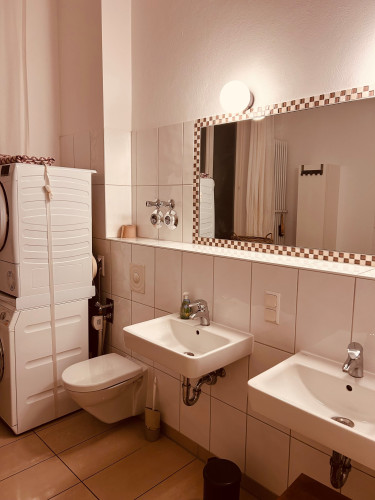 A similarly beautiful, heritage-protected apartment near Sanssouci Park  - Gallery -  5