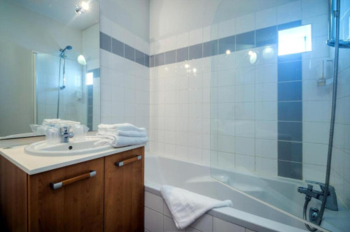 Comfy 1-bedroom apartment in Saint-Nazaire