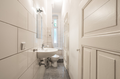 Perfect 2-room apartment in a prime location in Friedrichshain, fully furnished & equipped