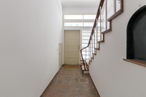 Cosy twin bedroom in a 5-bedroom apartment, in the Matosinhos neighbourhood - Gallery - 7