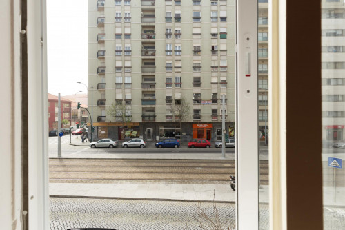 Cosy twin bedroom in a 5-bedroom apartment, in the Matosinhos neighbourhood