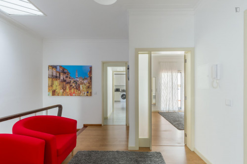 Cosy twin bedroom in a 5-bedroom apartment, in the Matosinhos neighbourhood - Gallery - 9