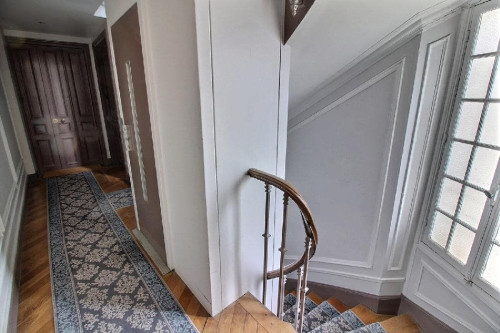 Furnished Apartment for Rent - 3 Rooms - 74m2 - Auteuil - St Cloud