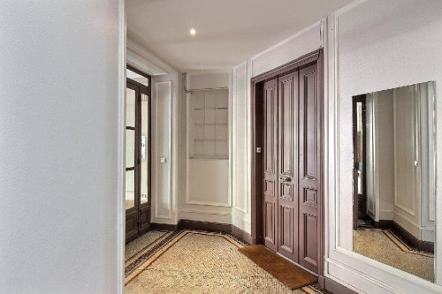 Furnished Apartment for Rent - 3 Rooms - 74m2 - Auteuil - St Cloud