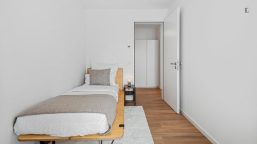 Bright single bedroom in Moabit