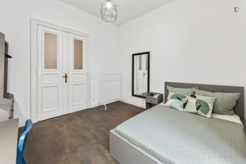 Cute single bedroom close to Savignyplatz train station