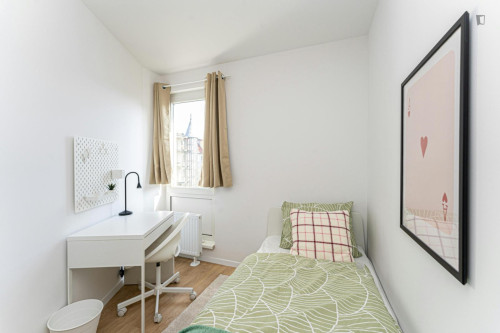 Neat single bedroom in Neukölln