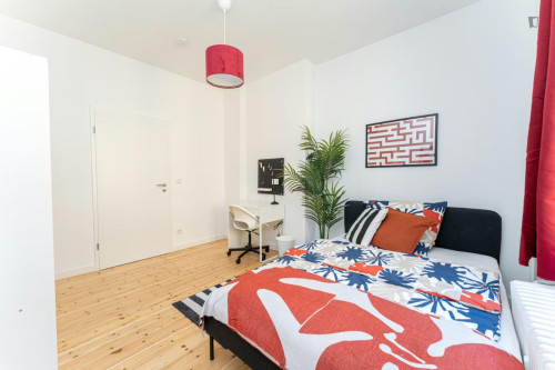 Large double bedroom in Oberschöneweide