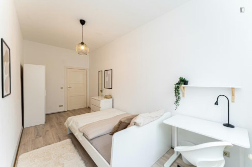 Inviting double bedroom in Niederschöneweide