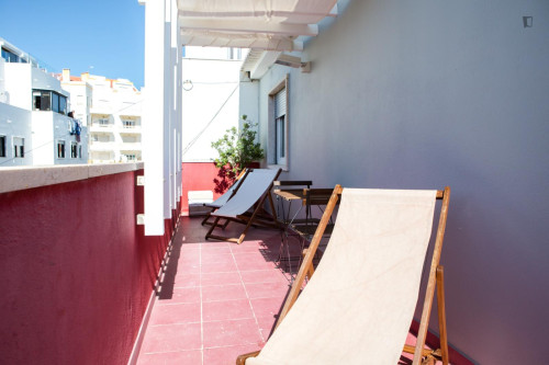 One-bedroom flat with an outdoor balcony, in the centre of Ericeira - Gallery - 6