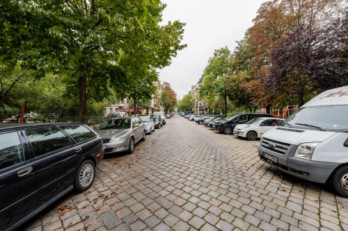 Stylishly Modernised Flat with Balcony in Trendy Prenzlauer Berg