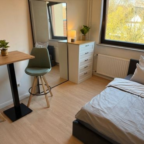 Prime Location in Göttingen: Newly Furnished Apartment Near North Campus & University Hospital