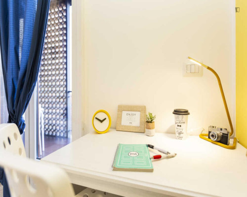 Welcoming double bedroom near Vittorio Formentano Park