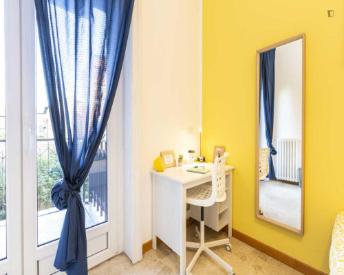 Welcoming double bedroom near Vittorio Formentano Park