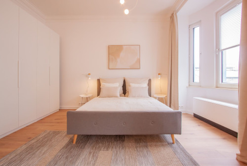 *****Stylish, modern & newly renovated flat in the trendy Unterbilk district*****