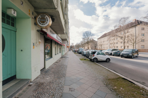 Unique 1-Bedroom Apartment in Wedding