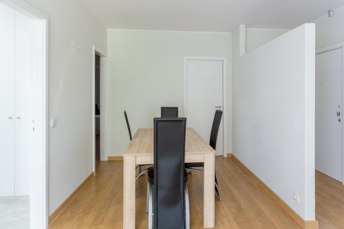 Bright and spacious double bedroom near Universidade Portucalense Infante Dom Henrique - Gallery - 11