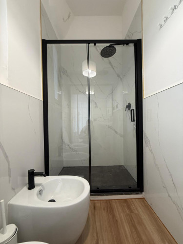 Bed in a nice twin bedroom, in Ponte alle Mosse - Gallery - 9