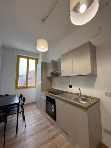 Bed in a nice twin bedroom, in Ponte alle Mosse - Gallery - 5