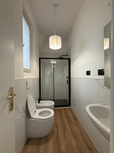 Bed in a nice twin bedroom, in Ponte alle Mosse - Gallery - 6