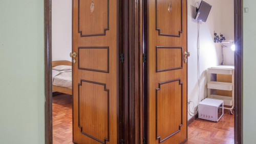 Single ensuite bedroom in nice 6-bedroom house in Paranhos - Gallery - 7