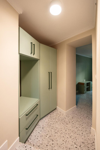 Attractive 1-bedroom apartment in Kallimármaro