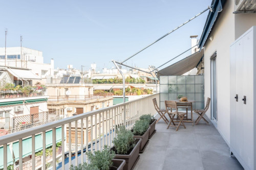 #AH04 Top floor studio near Athens Concert Hall