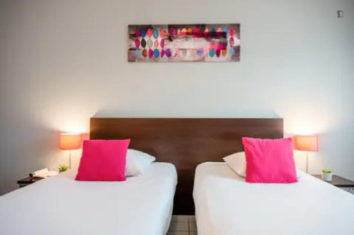 Alluring studio in La Butte