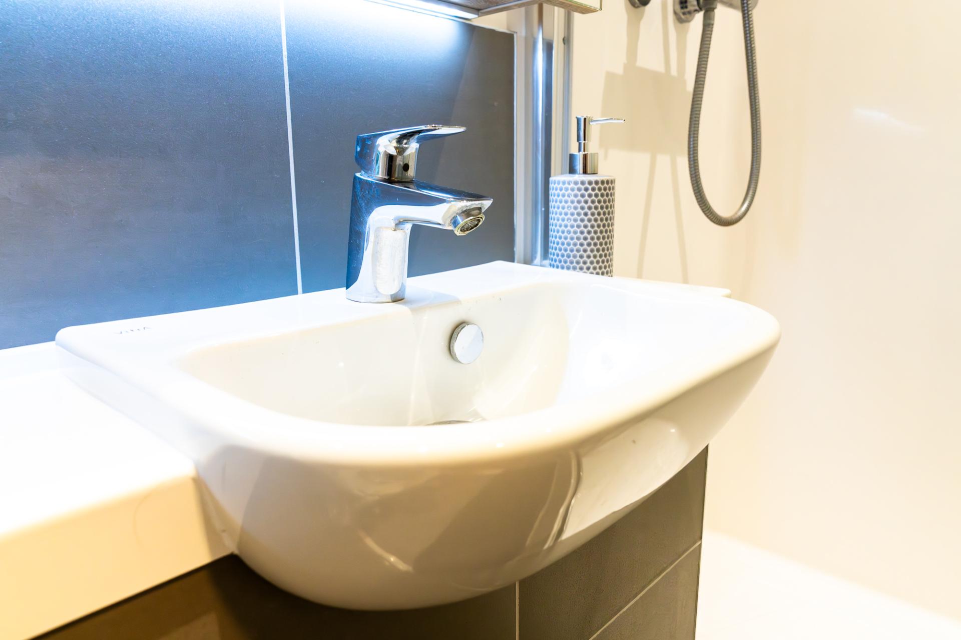  Classic 4 Bed Ensuite  -  Guilden Village  - Gallery -  3