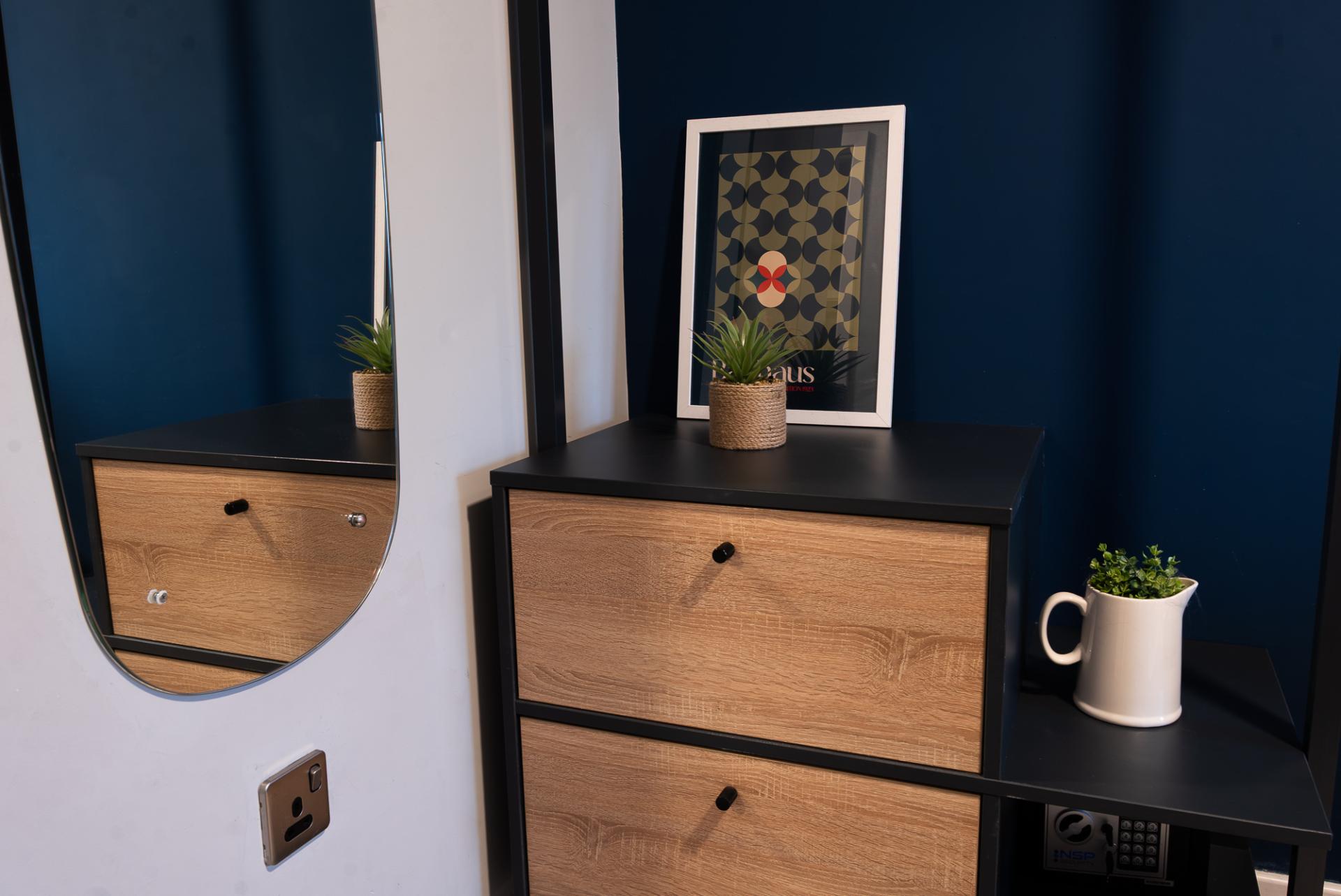 Classic En-Suite (4 Bed Flat) - 3