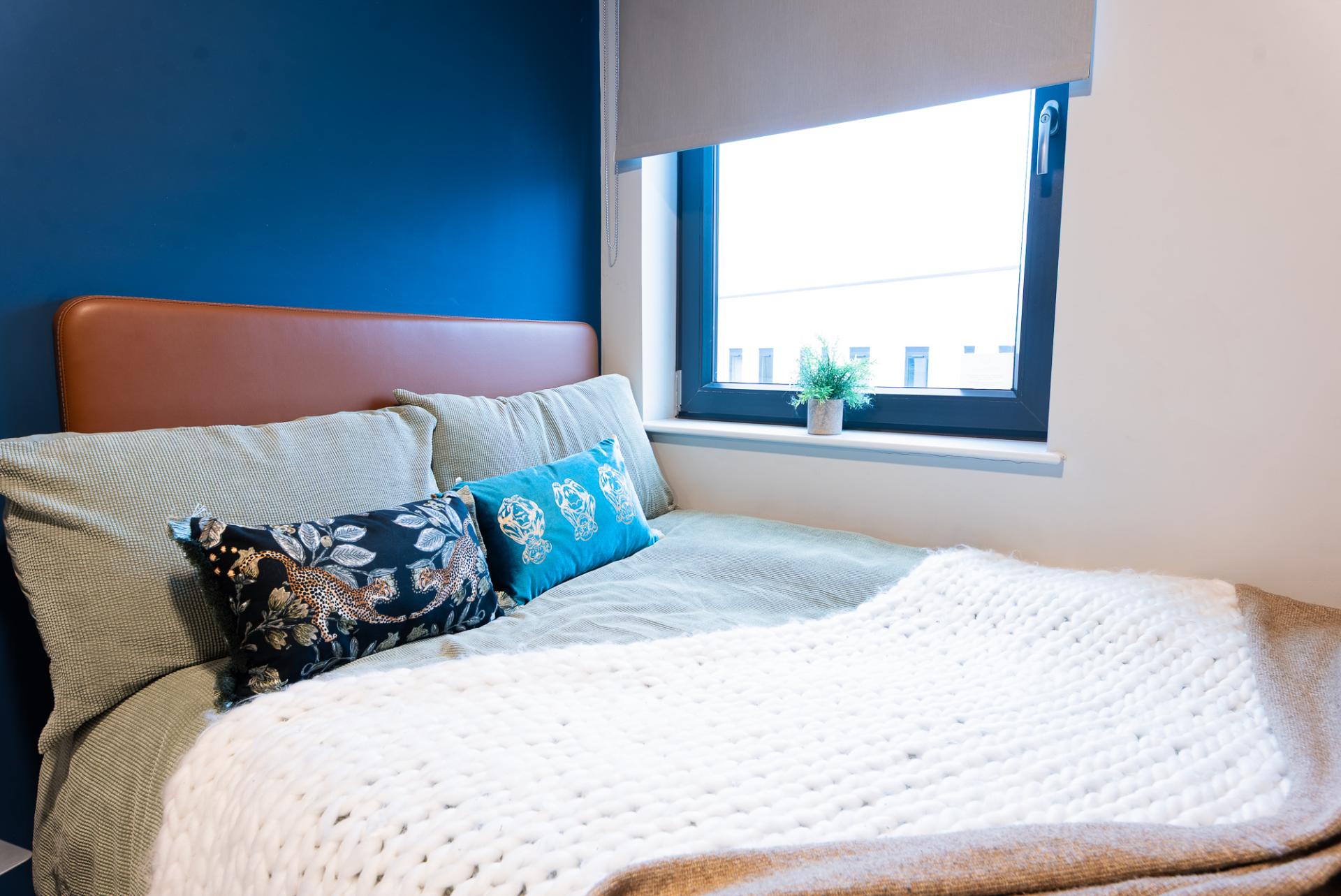 Classic En-Suite Tower - 1