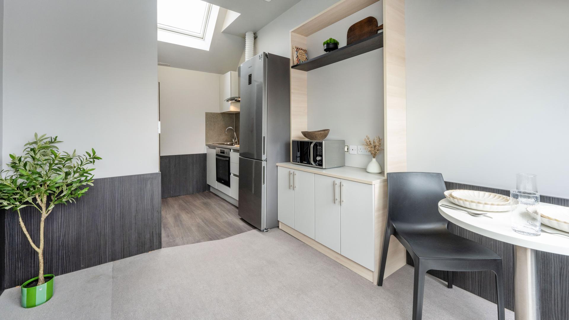 Two Bed Flat - 3