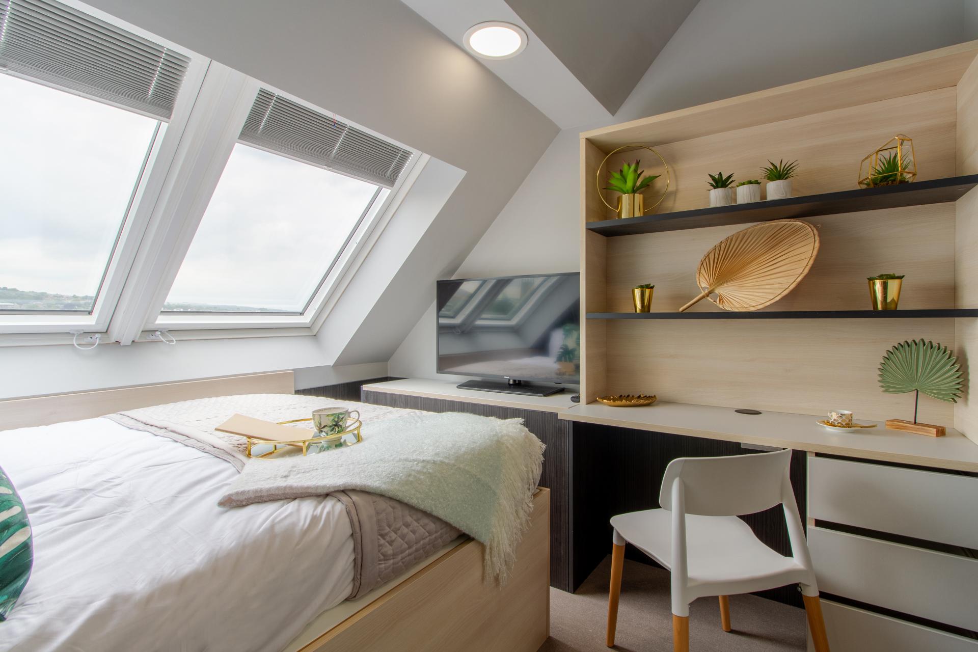 Two Bed Flat - 11