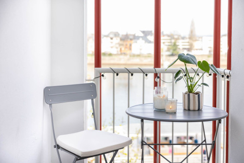 Living above ancient castle ruins – a classy maisonette with 2 balconies and a view of the Moselle