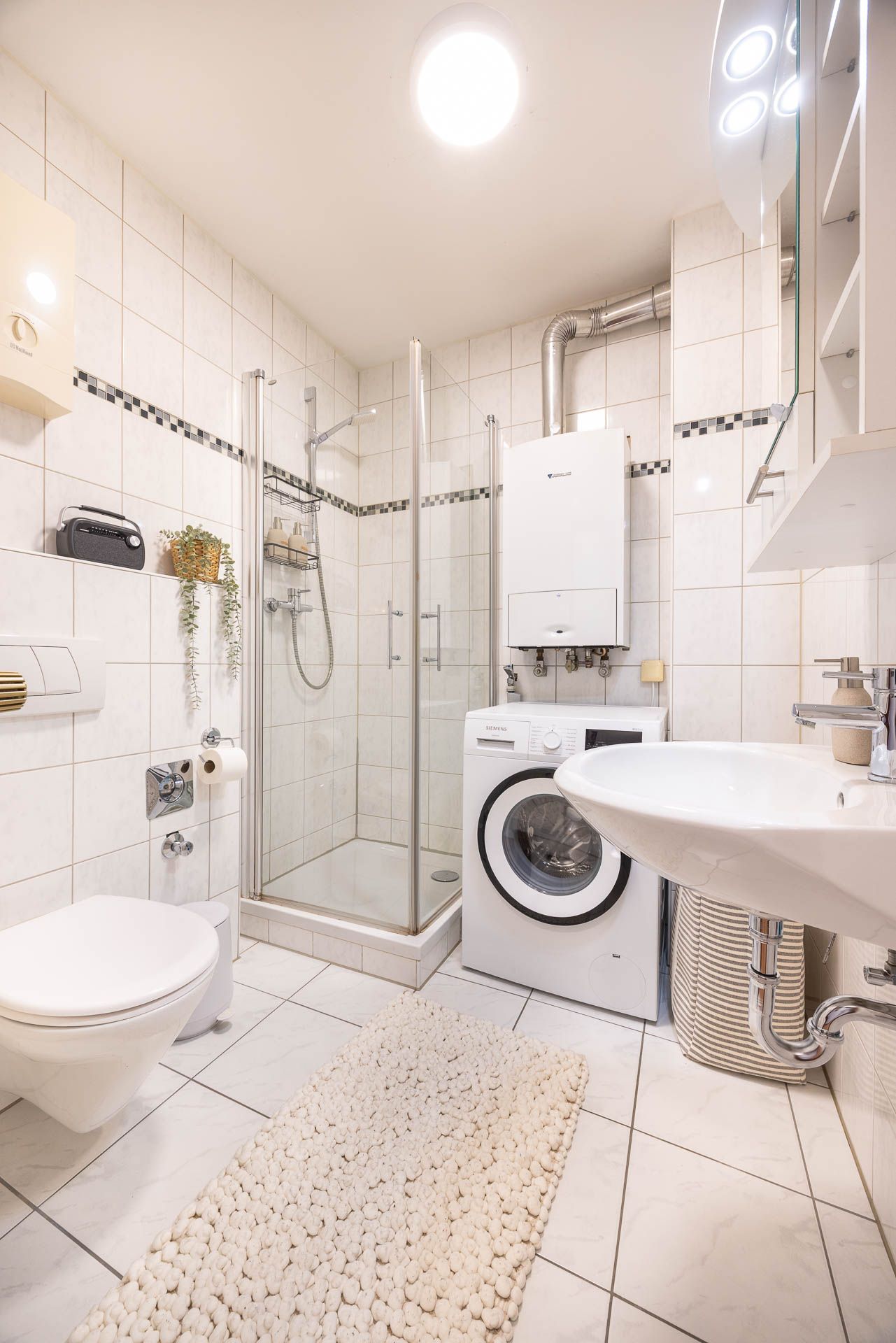  Living Above Ancient Castle Ruins – A Classy Maisonette With 2 Balconies And A View Of The Moselle  -  Living above ancient castle ruins – a classy maisonette with 2 balconies and a view of the Moselle  - Gallery -  11