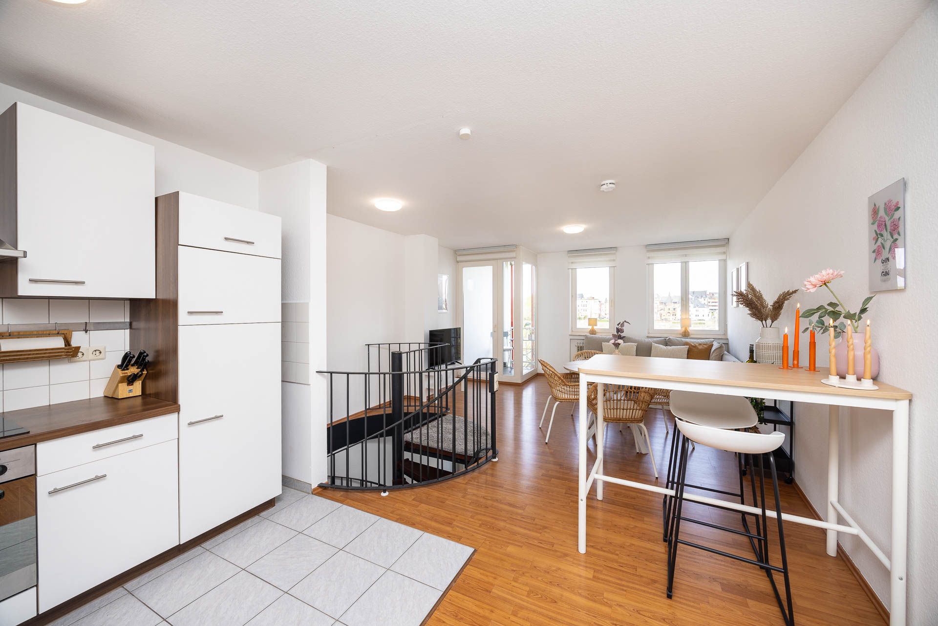  Living Above Ancient Castle Ruins – A Classy Maisonette With 2 Balconies And A View Of The Moselle  -  Living above ancient castle ruins – a classy maisonette with 2 balconies and a view of the Moselle  - Gallery -  15