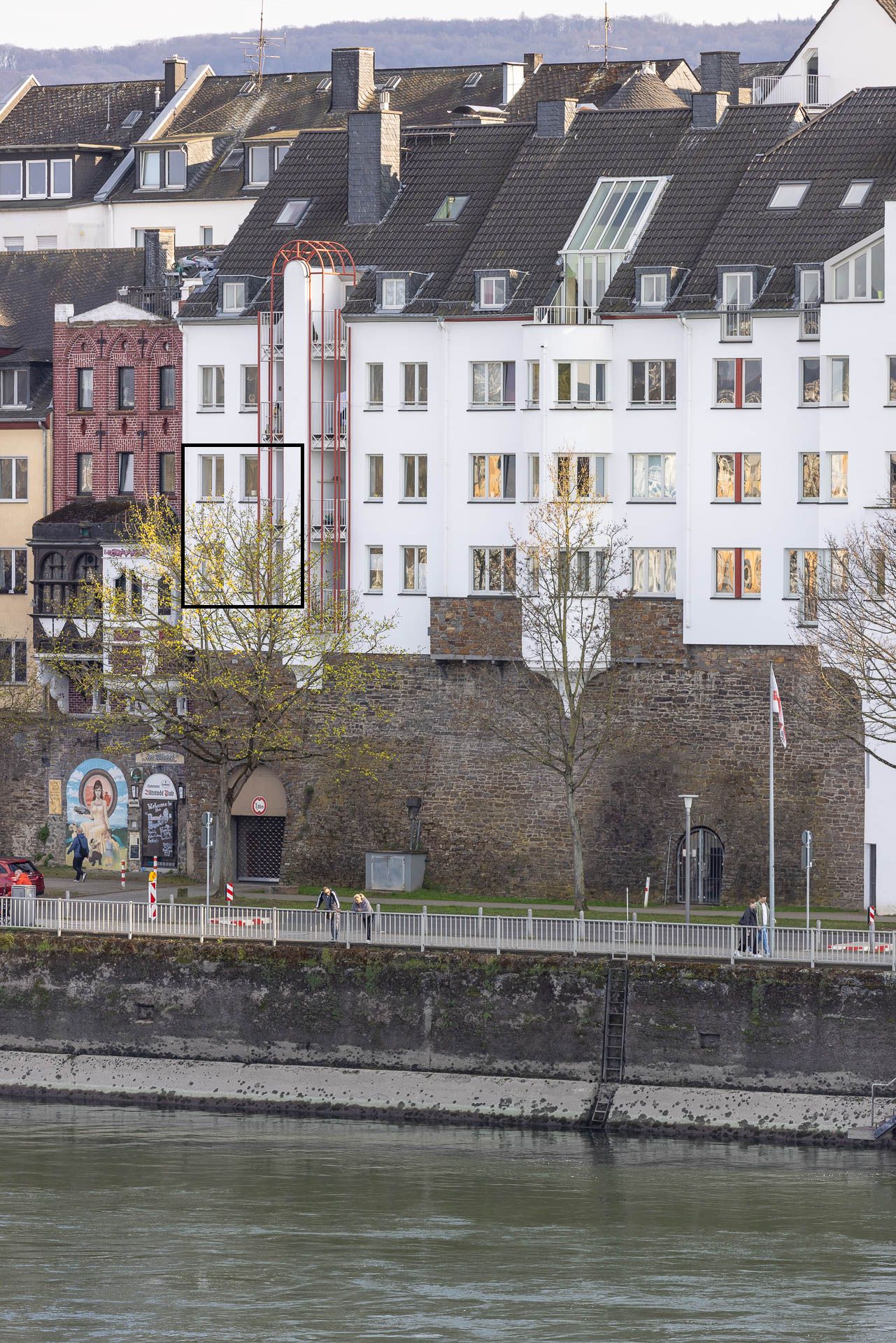  Living Above Ancient Castle Ruins – A Classy Maisonette With 2 Balconies And A View Of The Moselle  -  Living above ancient castle ruins – a classy maisonette with 2 balconies and a view of the Moselle  - Gallery -  12