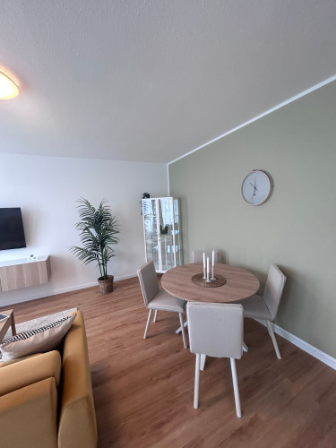 ully Furnished, Move-In Ready 2-Room Apartment in Central Kreuzberg