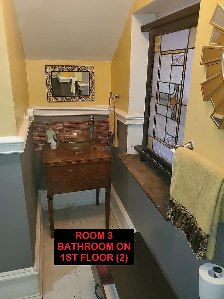  Private Bedroom 3  -  Vibrant Coliving Studios in Historic Grand Center Arts District  - Gallery -  3