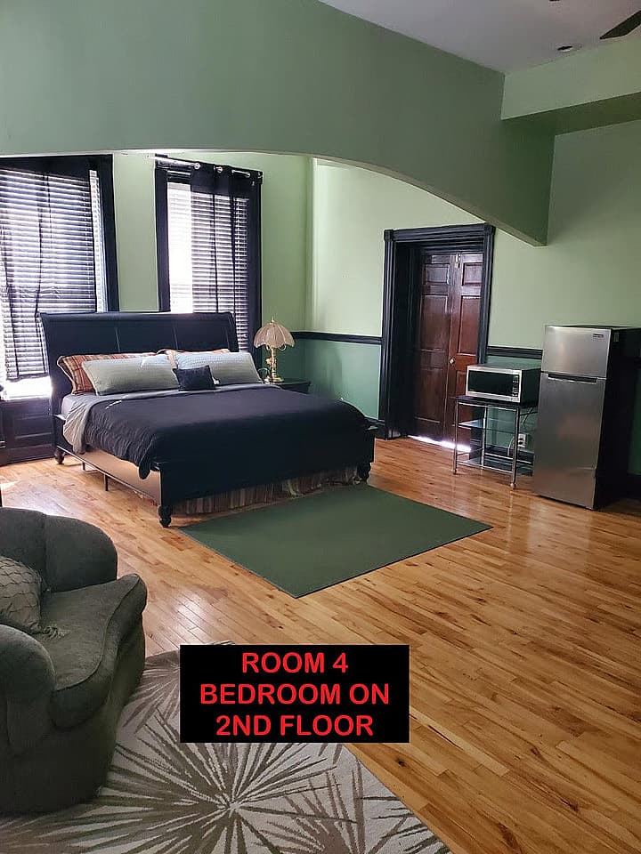  Private Bedroom 4  -  Vibrant Coliving Studios in Historic Grand Center Arts District  - Gallery -  3