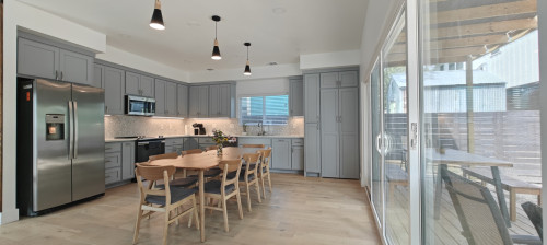 East 2nd Home - Gallery - 16