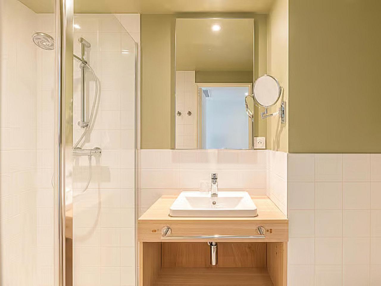  T1 Apartment  -  Contemporary Coliving Retreat in Tranquil Sans Souci, Lyon  - Gallery -  4