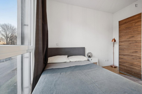Luminous double bedroom in Mitte